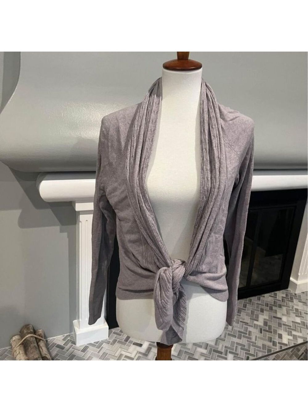 NWOT 41 Hawthorn Tie Front Gray Cardigan Size M